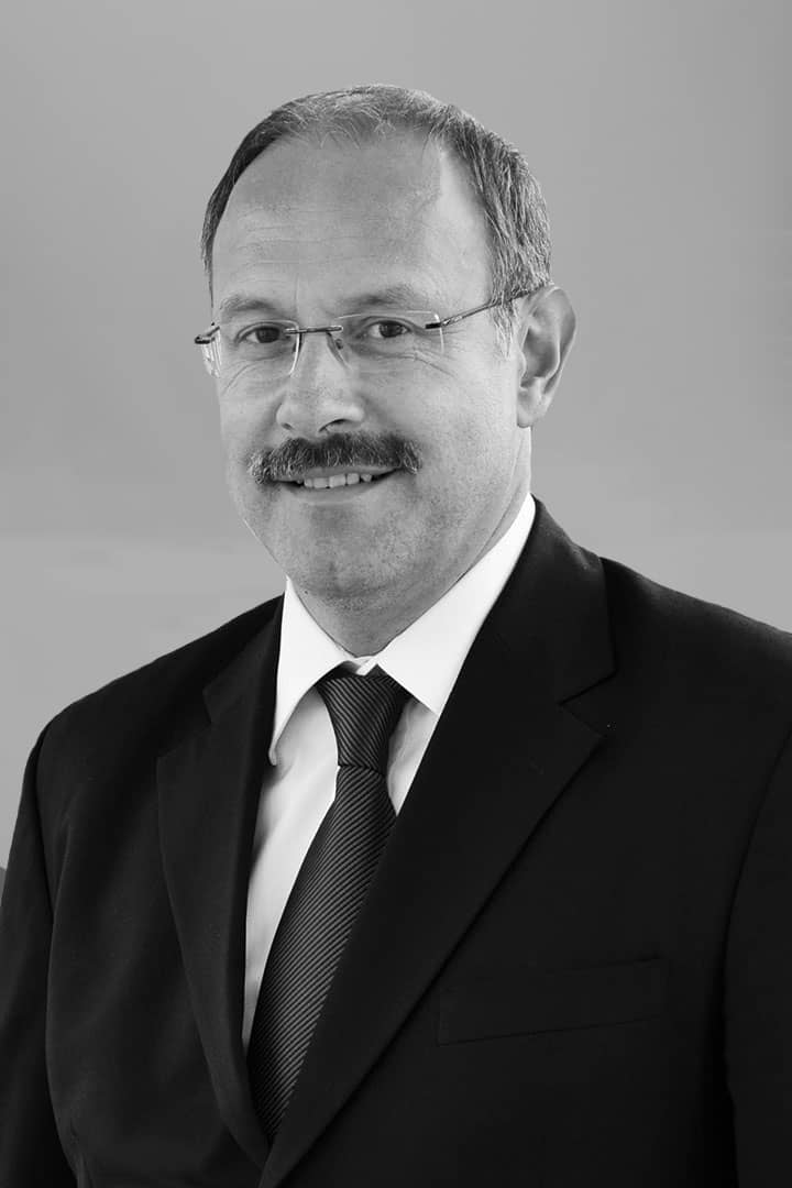 Jochem_geschnitten_verkleinert_sw_Hintegrund_2018-06-16_v1-0_rip